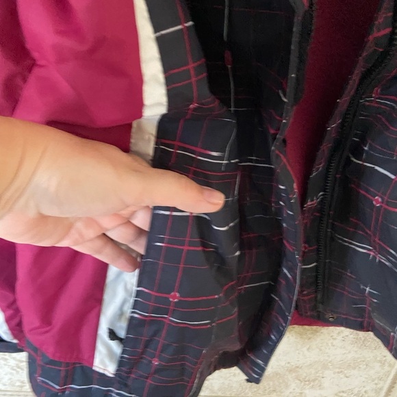 Columbia two in one waterproof Interchange jacket XL , in Red maroon B… - Picture 4 of 11